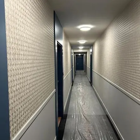 Studio Moderne Apartment *