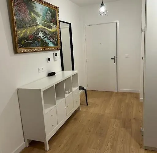 Studio Moderne Thoiry (Yvelines)